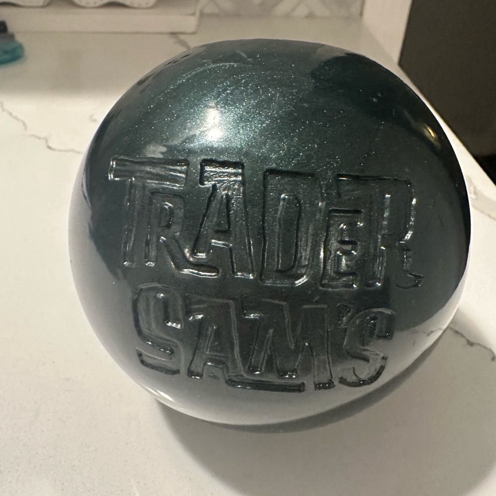 RARE Trader Sam’s Black Pearl Cup